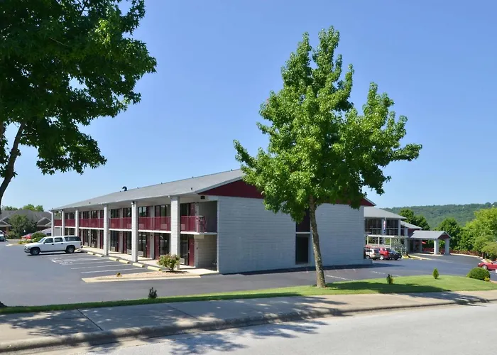 Ramada By Wyndham Branson Motel